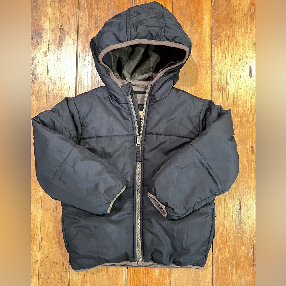 Roebuck and Co Blue Children’s Size 4 puffer Jacket.